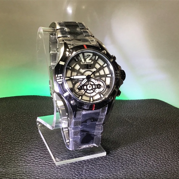 32* Degrees Frostbite - Picture 7 of 7